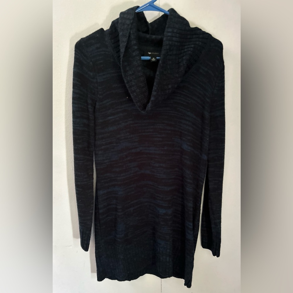 Size M women’s cowl neck sweater dress